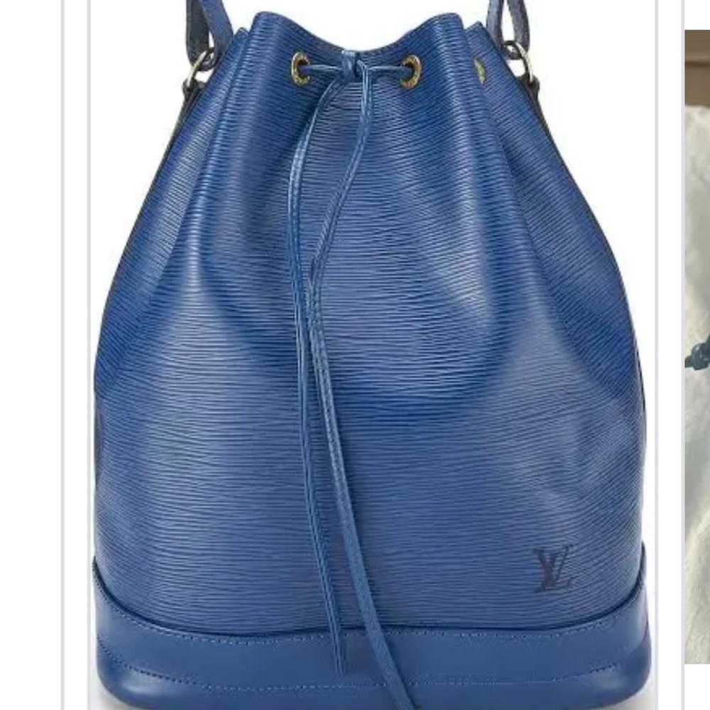 Louis Vuitton Epi Leather Noe PM